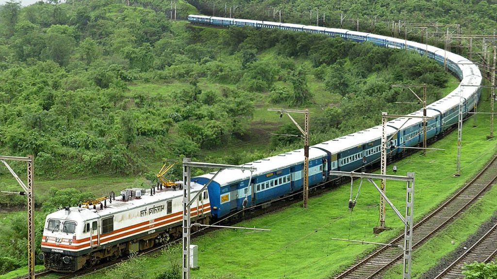 रेलवे में मेडिकल प्रैक्टिशनर के लिए करें अप्लाई