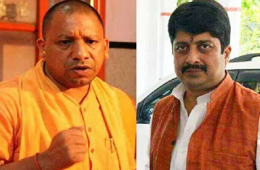 राजा भैया की निर्दलीय राजनीति का हुआ अंत / अनामी शरण बबल