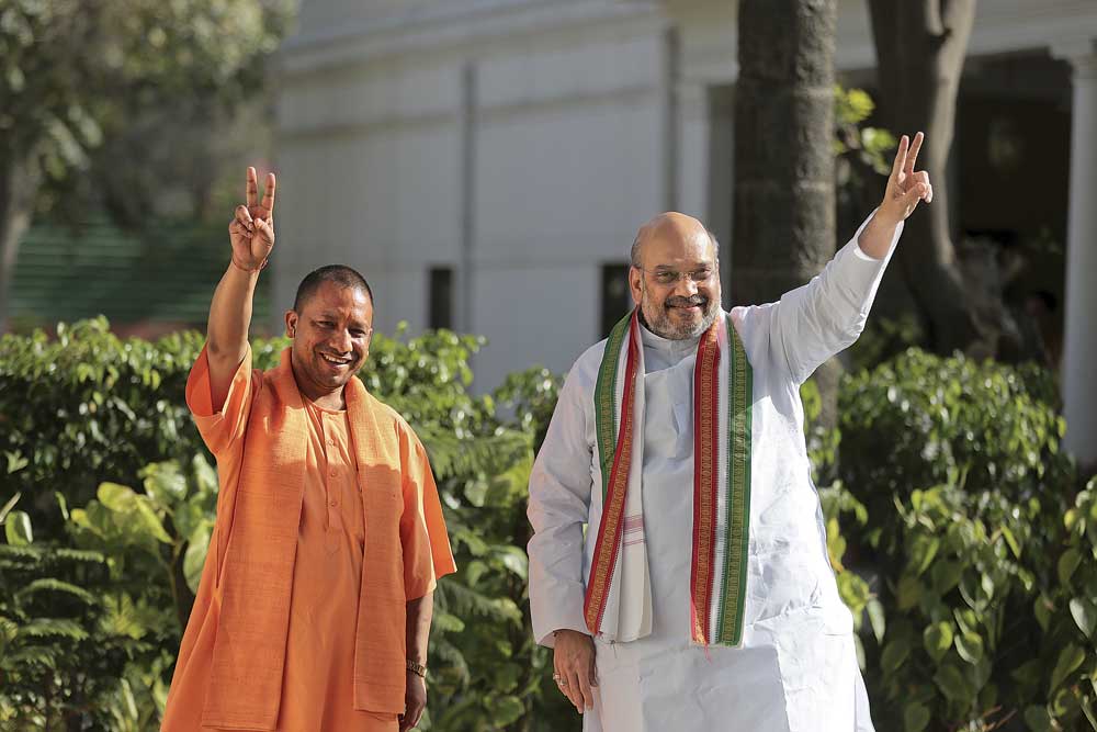 मुख्यमंत्री योगी आदित्यनाथ आज और कल गोरखपुर में, कल होगी अमित शाह की जनसभा