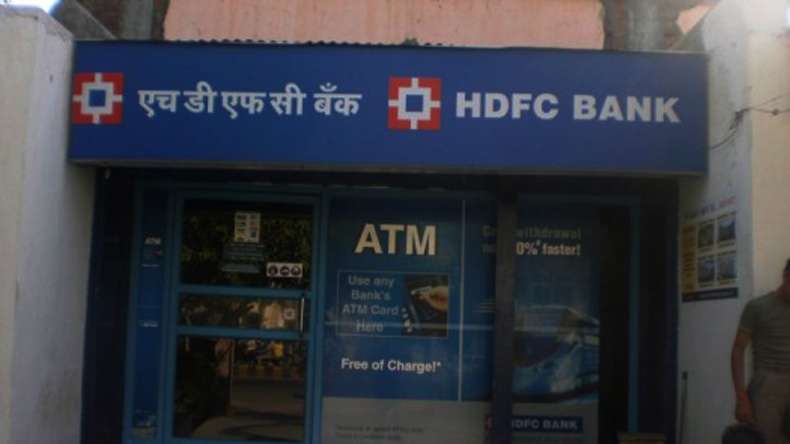 तीन माह के अंदर बंद हो सकते हैं एक लाख एटीएम