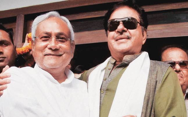 बिहार राजग NDA के 39 उम्मीदवारों के नाम घोषित, केवल खगड़िया से लोजपा प्रत्याशी का ऐलान-ए-नाम बाकी /