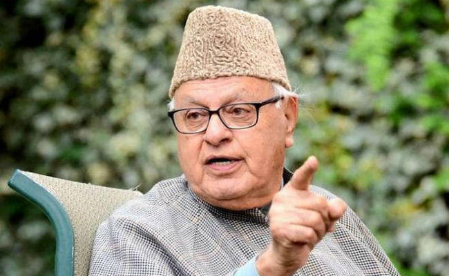 फारूक अब्दुल्ला के चाल चलन चरित्र चेहरा का कोई ठौर ठिकाना नहीं