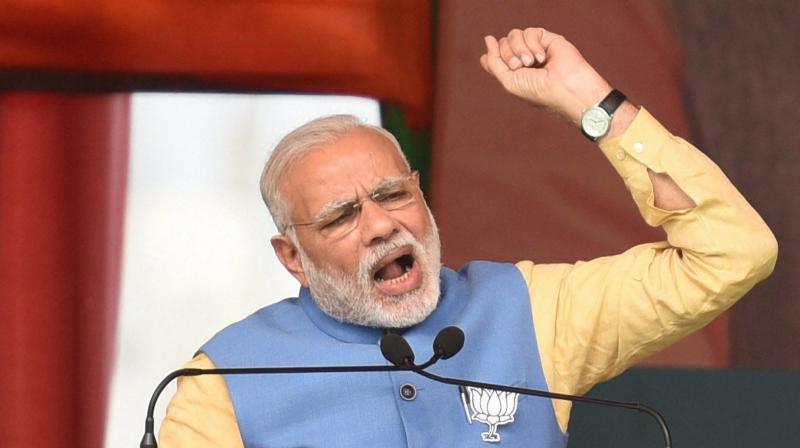 और हमलावर होकर कर्नाटक गंगावती में विपक्षियों पर ख़ूब गरजे- बरसे मोदी