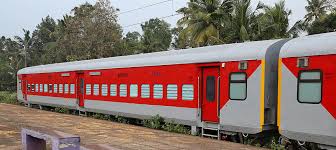 रेल मंत्रालय ने एलएचबी कोच वाली सभी गाडि़यों में एचओजी प्रणाली अपनाने का निर्णय किया
