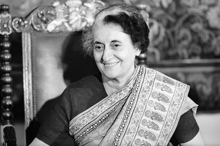 प्रधानमंत्री श्री मोदी ने पूर्व प्रधानमंत्री श्रीमती इंदिरा गांधी को उनकी पुण्यतिथि पर श्रद्धांजलि दी
