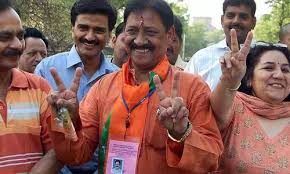 कैबिनेट मंत्री और पूर्व क्रिकेटर चेतन चौहान का निधन…