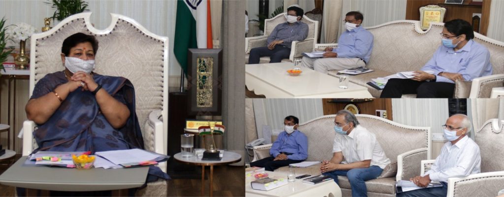 अधिकारी एक सप्ताह के भीतर प्रतिवेदन प्रस्तुत करें: सुश्री उइके