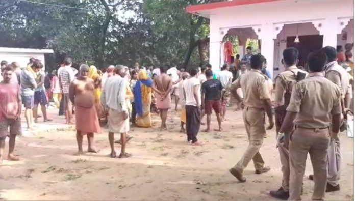 बेखौफ बदमाशों ने लूट की घटना को दिया अजांम, विरोध करने पर पत्नी की गला दबाकर हत्या