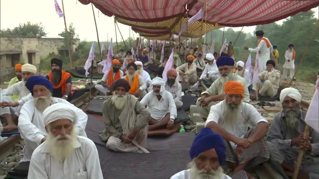 कृषि बिल प्रदर्शन जारी- कृषि कानून के विरोध में आज भगत सिंह के गांव पहुंचे कैप्टन अमरिंदर