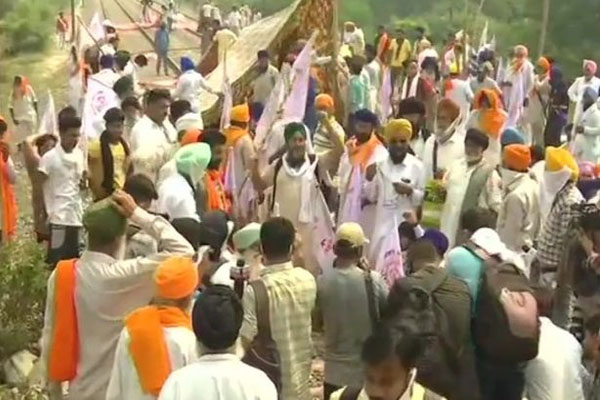 केंद्र सरकार द्वारा लाए गए कृषि बिल के विरोध में किसान आंदोलन आज