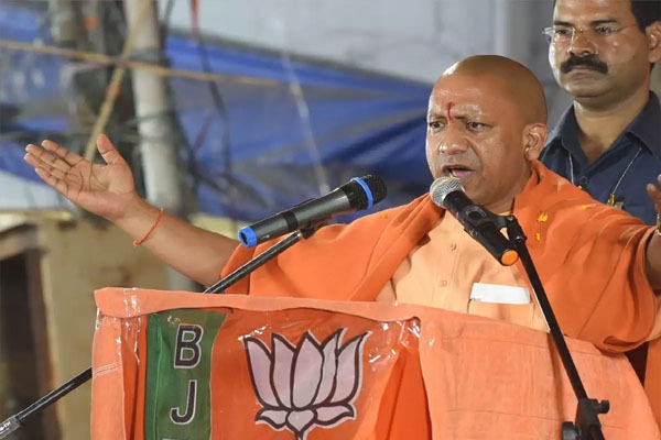CM योगी ने किया 1535 थानो में महिला हेल्प डेस्क का शुभारंभ, ‘मिशन शक्ति’ अभियान को मिलेगी मजबूती