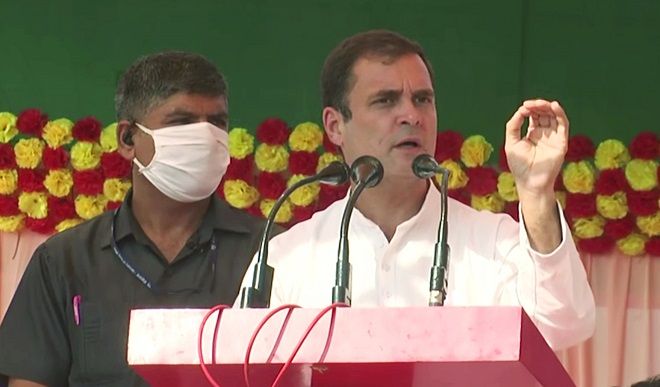 राहुल गांधी ने पीएम मोदी पर साधा निशाना- पहली बार दशहरा में ‘रावण’ नहीं, प्रधानमंत्री का पुतला जलाया गया