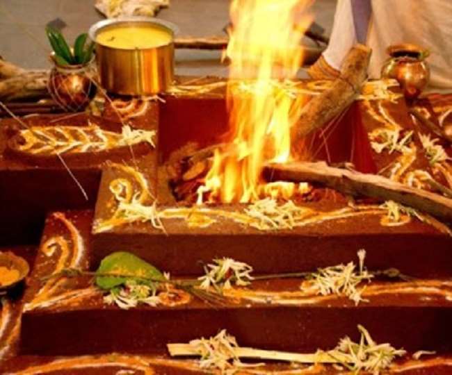 जानें दुर्गा पूजा व्रत उद्यापन की तिथि कन्या पूजन और नवरात्रि का हवन