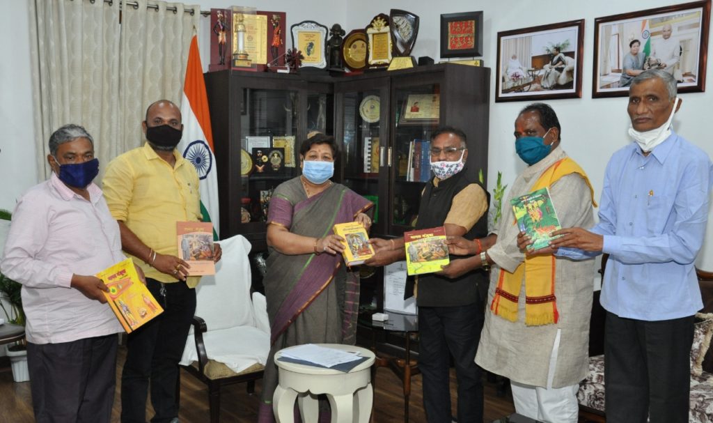 राज्यपाल से श्री तुलसी मानस प्रतिष्ठान के प्रतिनिधिमण्डल ने सौजन्य भेंट की