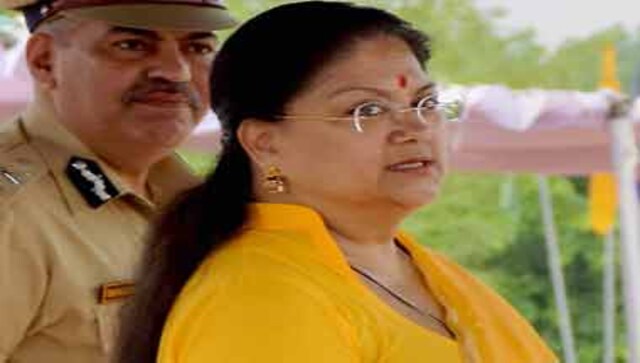 राजस्थान में किए 11 आईएएस और पांच आईपीएस अफसरों के तबादले