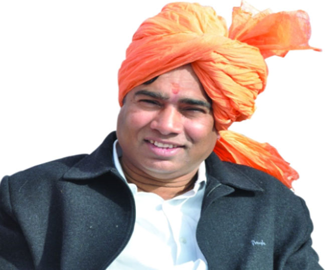 ट्रैफिक कॉन्स्टेबल को गाली देकर फंसे बीजेपी नेता, वीडियो वायरल