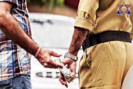 नासिक: रिश्वत लेते रंगे हाथ पकड़े गए राजस्व अधिकारी, एसीबी ने किया गिरफ्तार