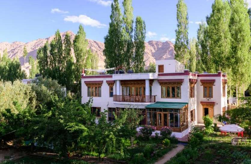 केंद्र सरकार का फैसला- अब जम्मू-कश्मीर में कोई भी बना सकेगा अपने सपनों का घर