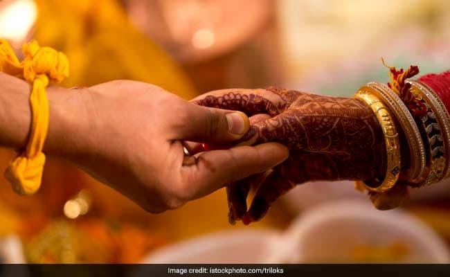 सिर्फ शादी के लिए धर्मांतरण को स्वीकार नहीं किया जा सकता- इलाहाबाद हाईकोर्ट