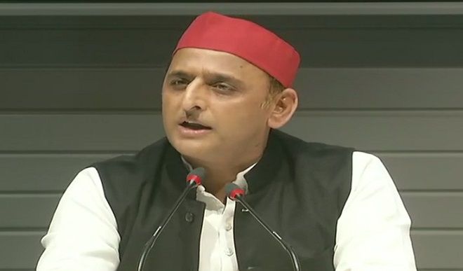 ‘लव जिहाद’ पर सरकार द्वारा बनाए जा रहे कानून के पक्ष में नहीं है सपा: अखिलेश यादव