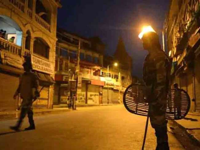 कोरोना के बढ़ते मामलों को देखते हुए राजस्थान के 8 जिलों में नाइट कर्फ्यू