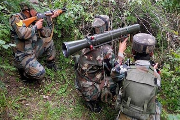 शोपियां में सुरक्षाबलों को बड़ी कामयाबी, 60 लाख की लूट में शामिल दो आतंकी गोलीबारी में ढेर