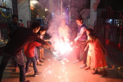 निम्न शर्तो के साथ आंध्र प्रदेश में दिवाली, छठ और क्रिसमस पर मिली पटाखा जलाने की इजाजत