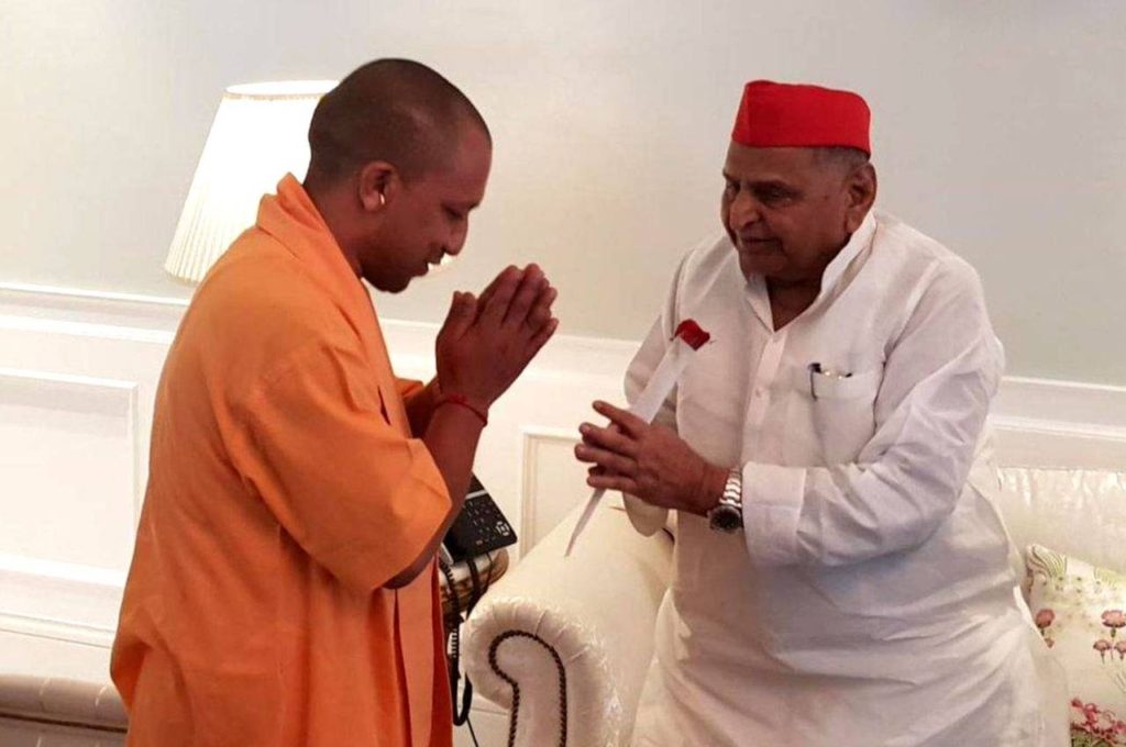 82 साल के हुए सपा संरक्षक मुलायम सिंह यादव, योगी आदित्यनाथ ने फोन कर दी बधाई