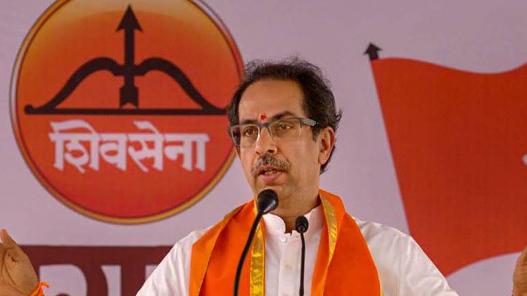 महाराष्ट्र में मंदिर विवाद पर शिवसेना ने भाजपा पर साधा निशाना-