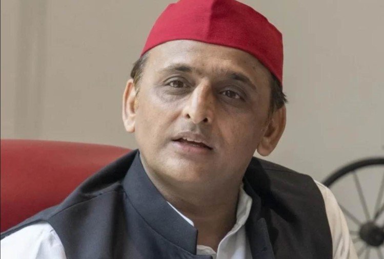 अखिलेश ने योगी पर साधा निशाना, बोले- अपराधियों के आगे नतमस्तक योगी सरकार