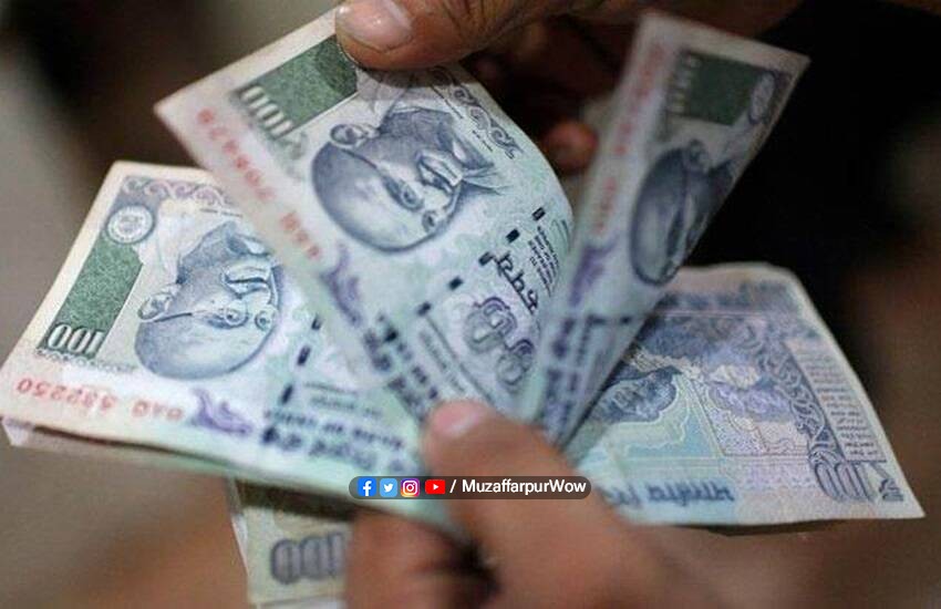 जनधन खाताधारकों के लिए खुशखबरी, बैंकों में पैसे के जमा और निकासी पर नहीं देना होगा कोई शुल्क