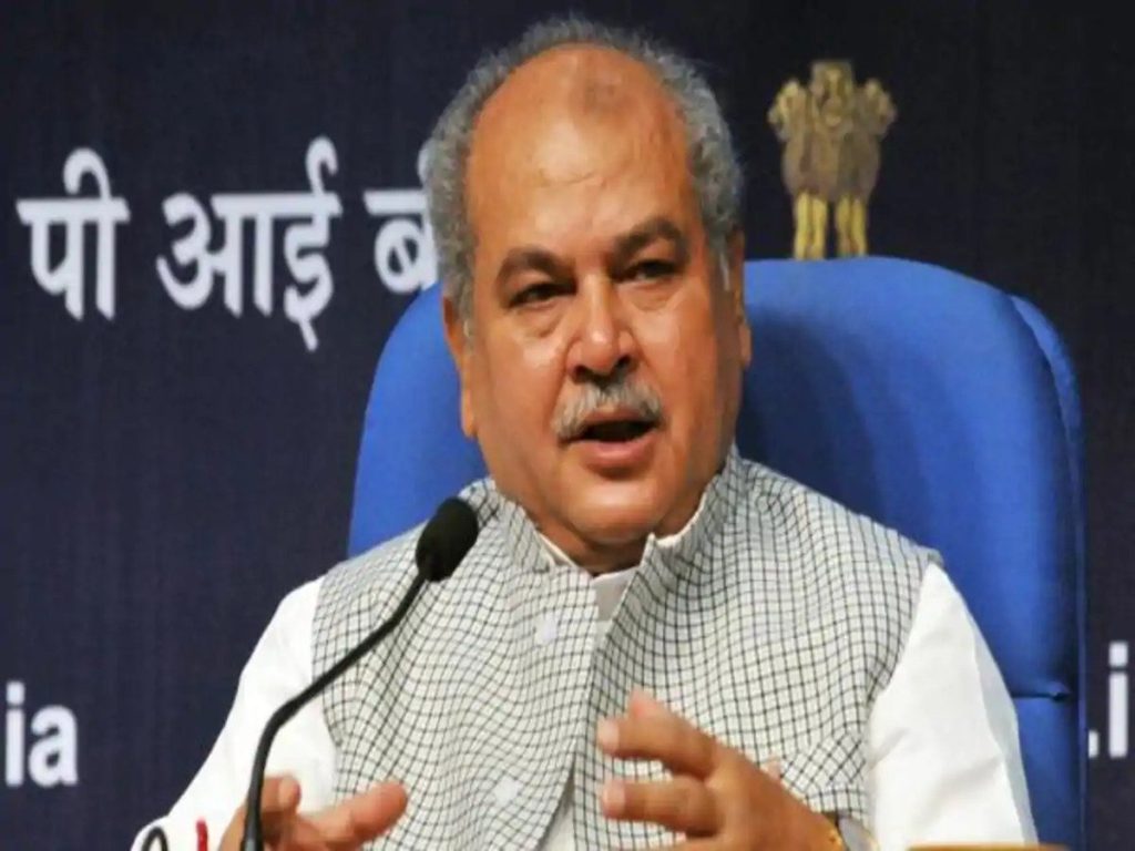 केंद्रीय कृषि मंत्री ने तोमर ने कहा- सरकार किसान यूनियनों से बात के लिए तैयार, राजनीतिक दल पॉलिटिक्स न करें