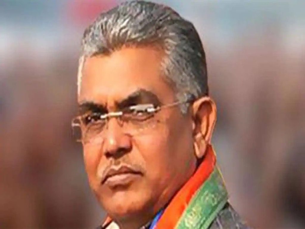 भाजपा प्रदेशाध्यक्ष दिलीप घोष के काफिले पर हमला