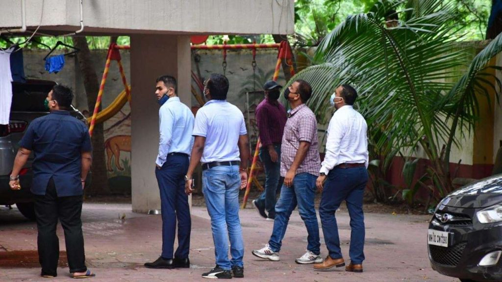 बॉलीवुड के बड़े डायरेक्टर और प्रोड्यूसर के घर NCB की रेड