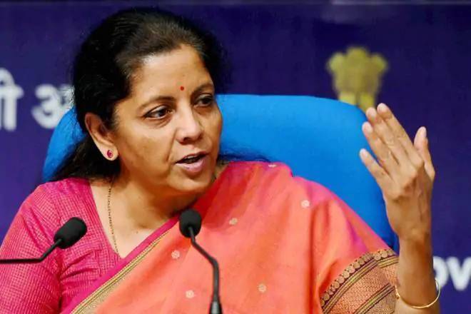 वित्त मंत्री ने राहत पैकेज का ऐलान करते समय कही ये बड़ी बात