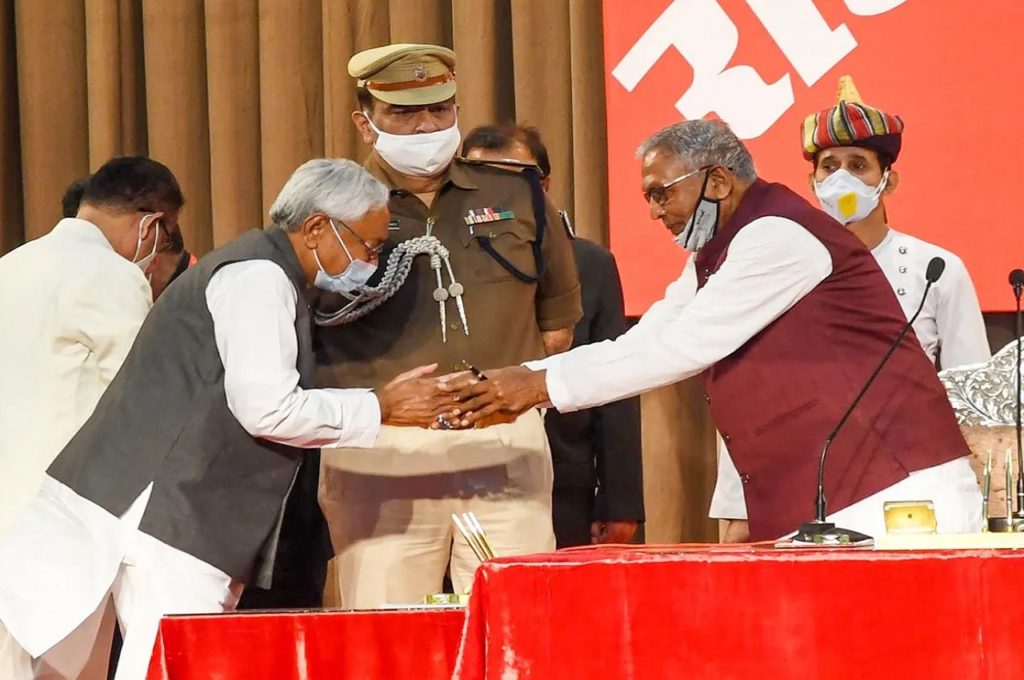 आज नीतीश की नई कैबिनेट की पहली बैठक, मंत्रियों को सौंपे जाएंगे कार्यभार