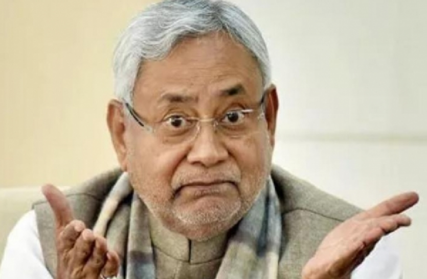 नीतीश कुमार ने राज्यपाल को सौंपा इस्तीफा, नई सरकार बनने तक रहेंगे कार्यवाहक सीएम