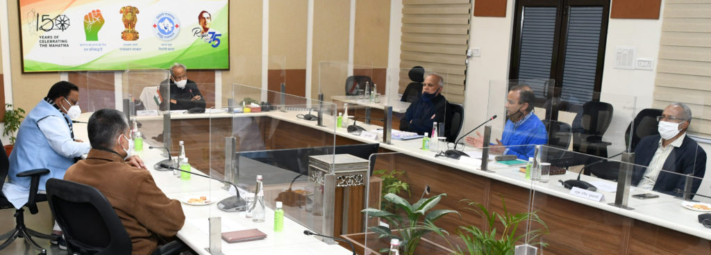 महात्मा गांधी राजस्थान स्वास्थ्य बीमा योजना अधिक से अधिक पात्र लोगों को लाभ दिलाना सुनिश्चित करें : मुख्यमंत्री