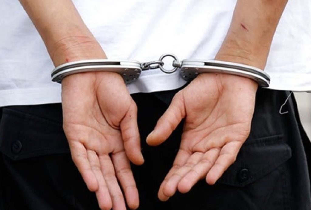 282 अवैश शराब के साथ 2 गिरफ्तार, अन्य सामाग्री बरामद