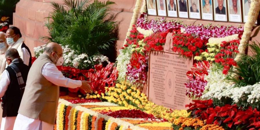 कैप्टन अमरिंदर सिंह और गृह मंत्री अमित शाह के बीच बैठक शुरू
