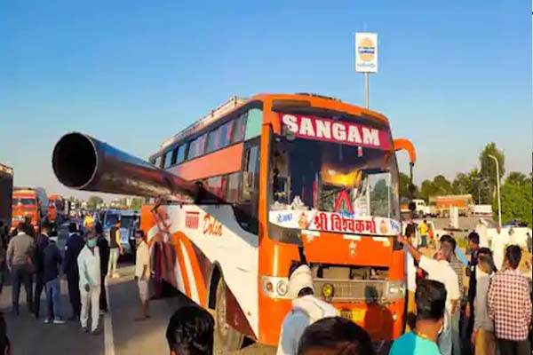 दर्दनाक हादसा: पाली में चलती बस में घुसा 100 फीट लंबा गैस पाइप, महिला की कटी गर्दन