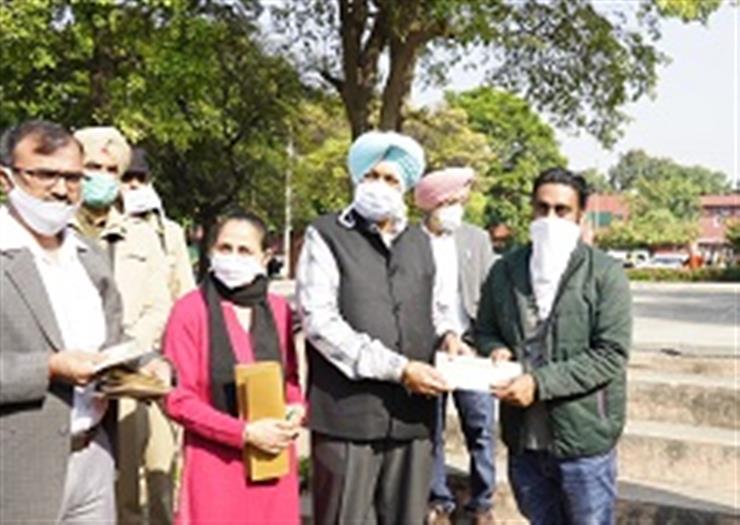 पंजाब सरकार द्वारा 5 आयुर्वेदा अस्पतालों के लिए 32 उम्मीदवार भर्ती