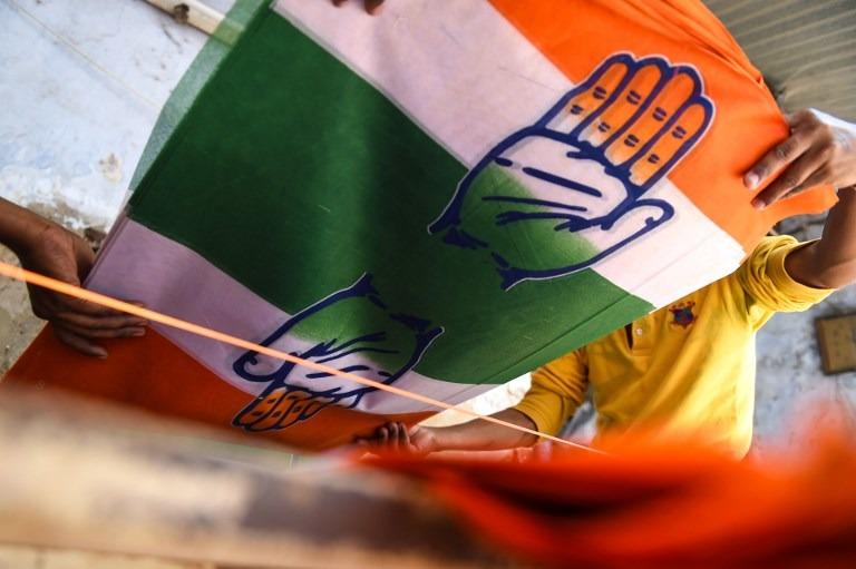 लाशों की ढ़ेर पर खड़ा है पाकिस्तान, कांग्रेस एक ही परिवार के चार सदस्यों की पार्टी…
