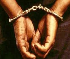 बलरामपुर में लग्जरी गाड़ियों से लूट करने वाले बदमाशों का गिरोह गिरफ्तार