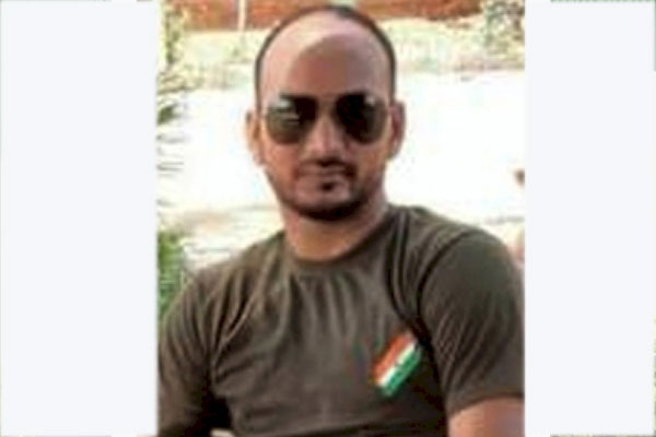 IED ब्लास्ट में CRPF के डिप्टी कमांडेंट शहीद