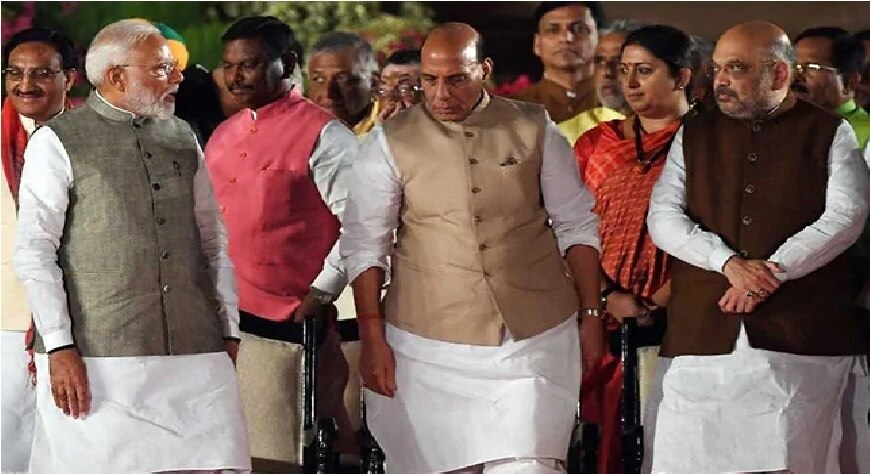 किसान आंदोलन के उग्र रूप को देखते हुए पीएम मोदी के साथ केंद्रीय मंत्री अमित शाह, राजनाथ, तोमर और गोयल की मीटिंग