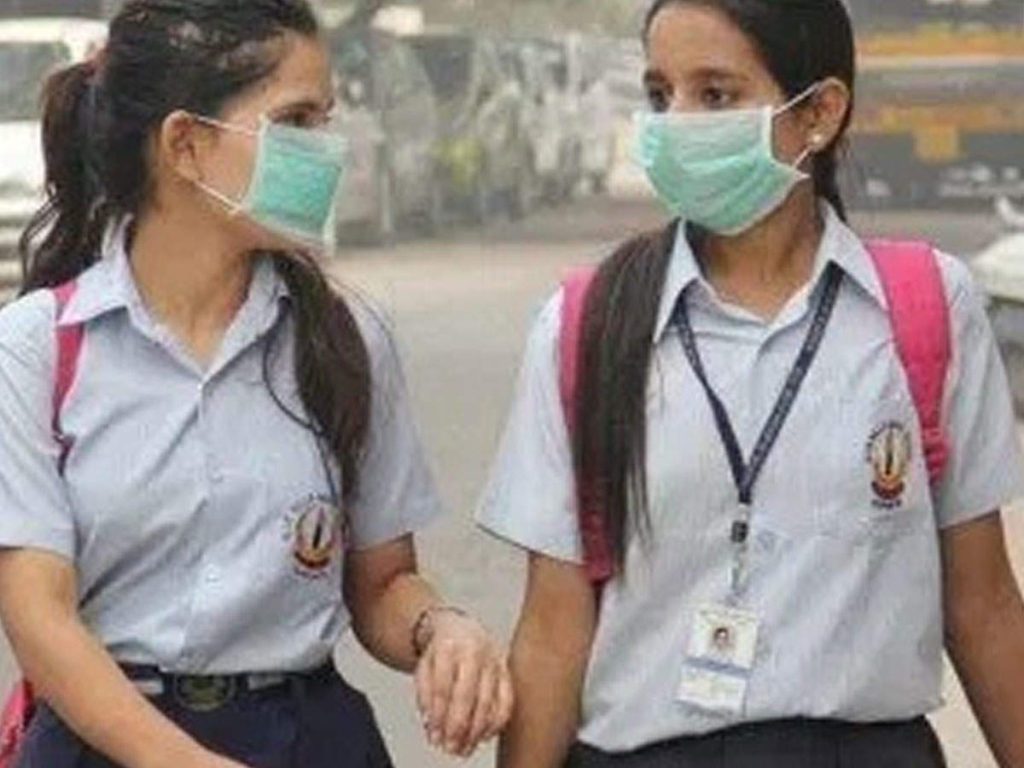 रांची के स्कूलों में 9 महिने बाद लौटी रौनक, निर्धारित समय से स्कूल पहुंचे बच्चें
