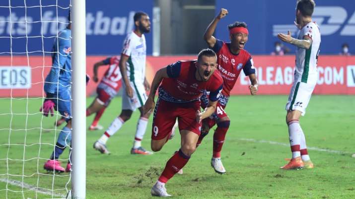 जमशेदपुर ने मोहन बागान का विजय रथ रोकते हुए जीत का खाता खोला
