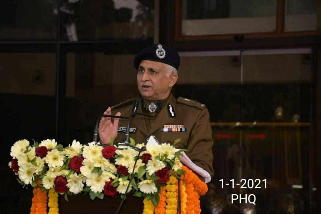 ‘दिल की पुलिस’ और ‘दिल से सेवा’ का दावा करने वाली पुलिस दिल खोल कर रही उगाही, नशे के सौदागर बन गए पुलिस वाले The Delhi Police, which is now calling itself the 'police of the heart', has also started committing corruption and crime.