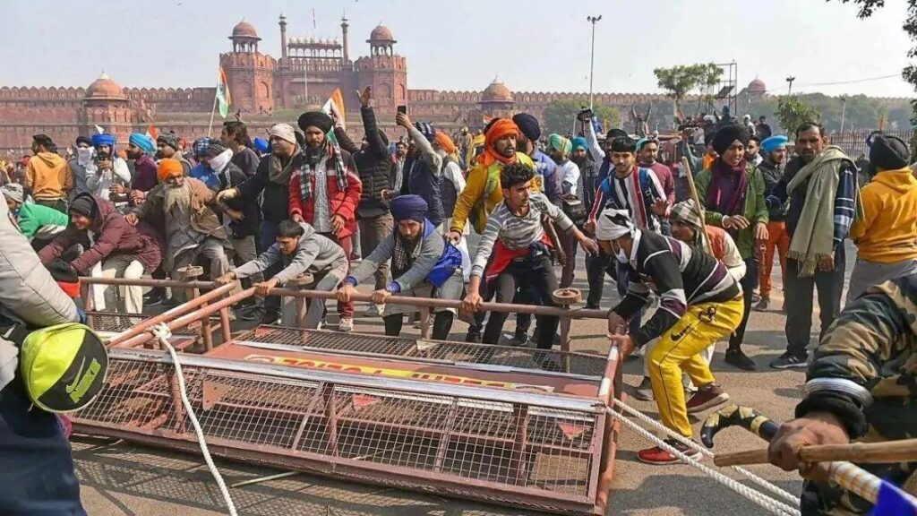 kisan aandolan The omniscient Google Baba of the present era has revealed that the ongoing farmers' agitation in India started on the last August 9,
